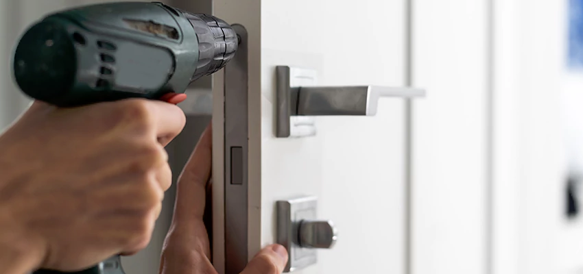 Locksmith For Lock Replacement Near Me in Mission Viejo, CA